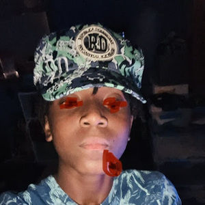 Meet your Posher, Bruce